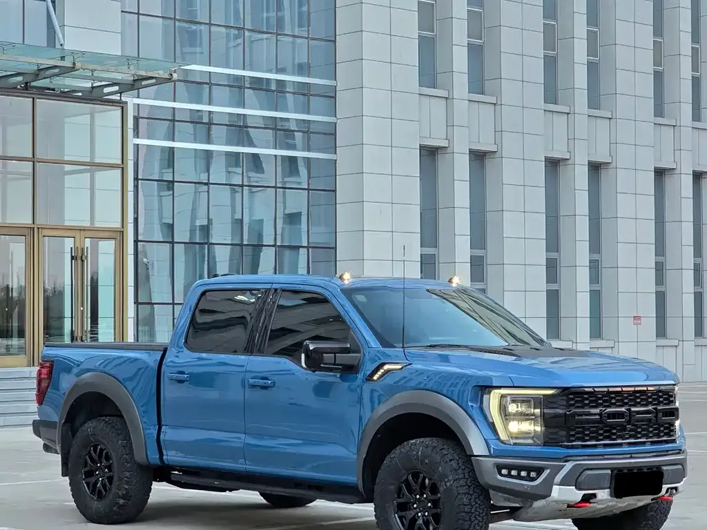 Ford F-150 Raptor 2023 из CN, фото 2