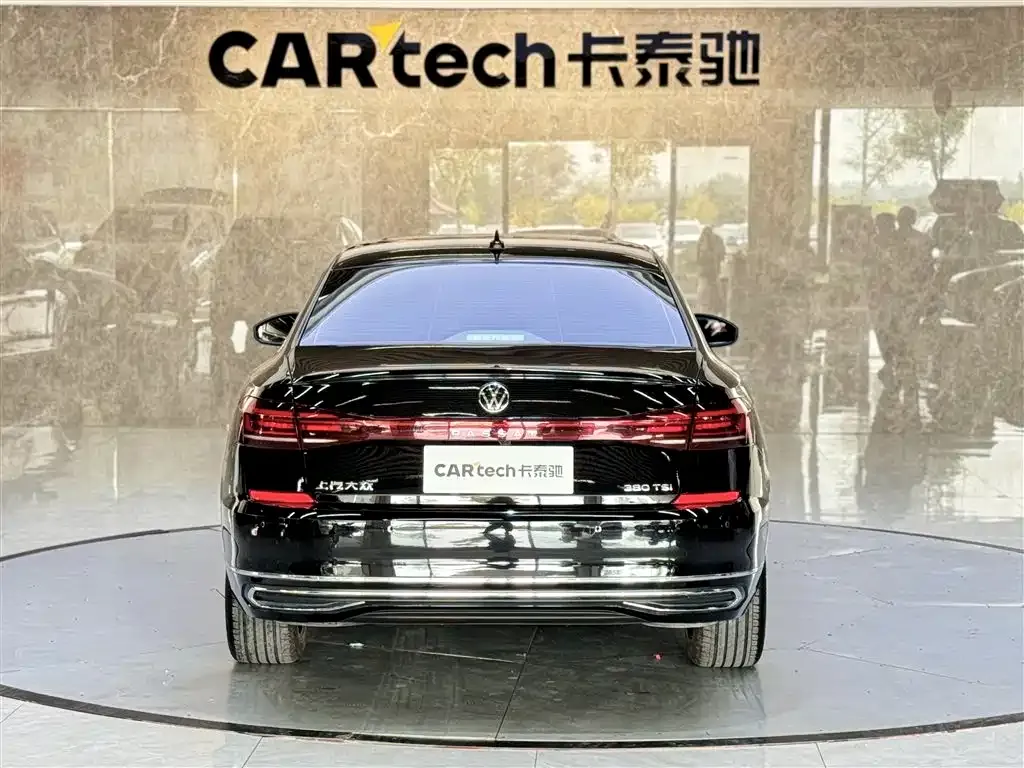 Volkswagen Passat — фото 7