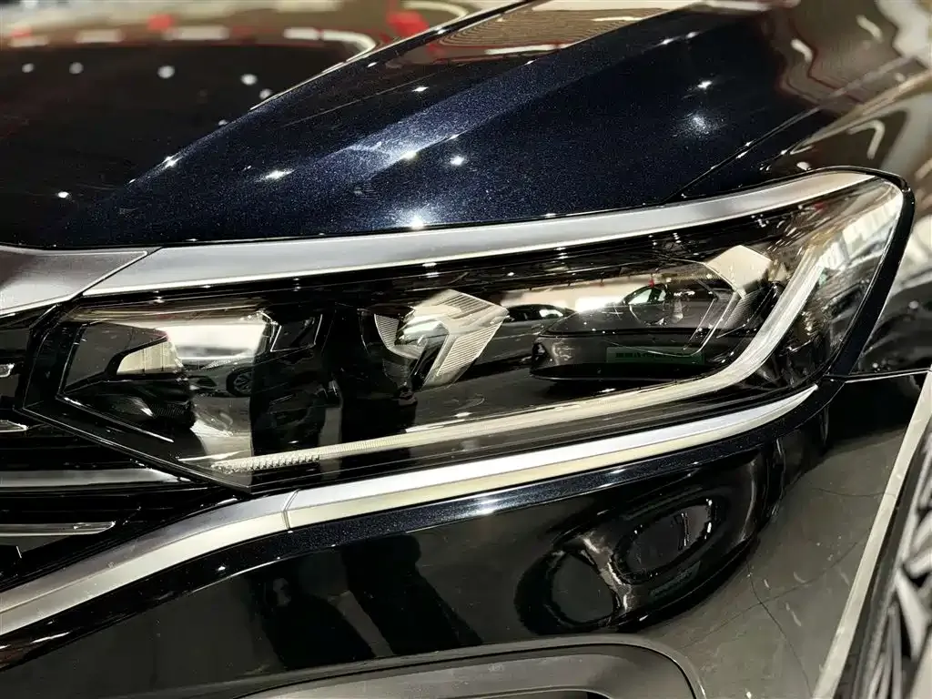 Volkswagen Passat — фото 6
