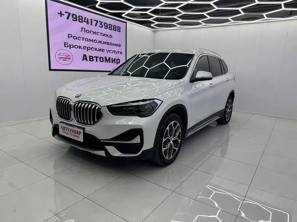 BMW X1 — фото 1