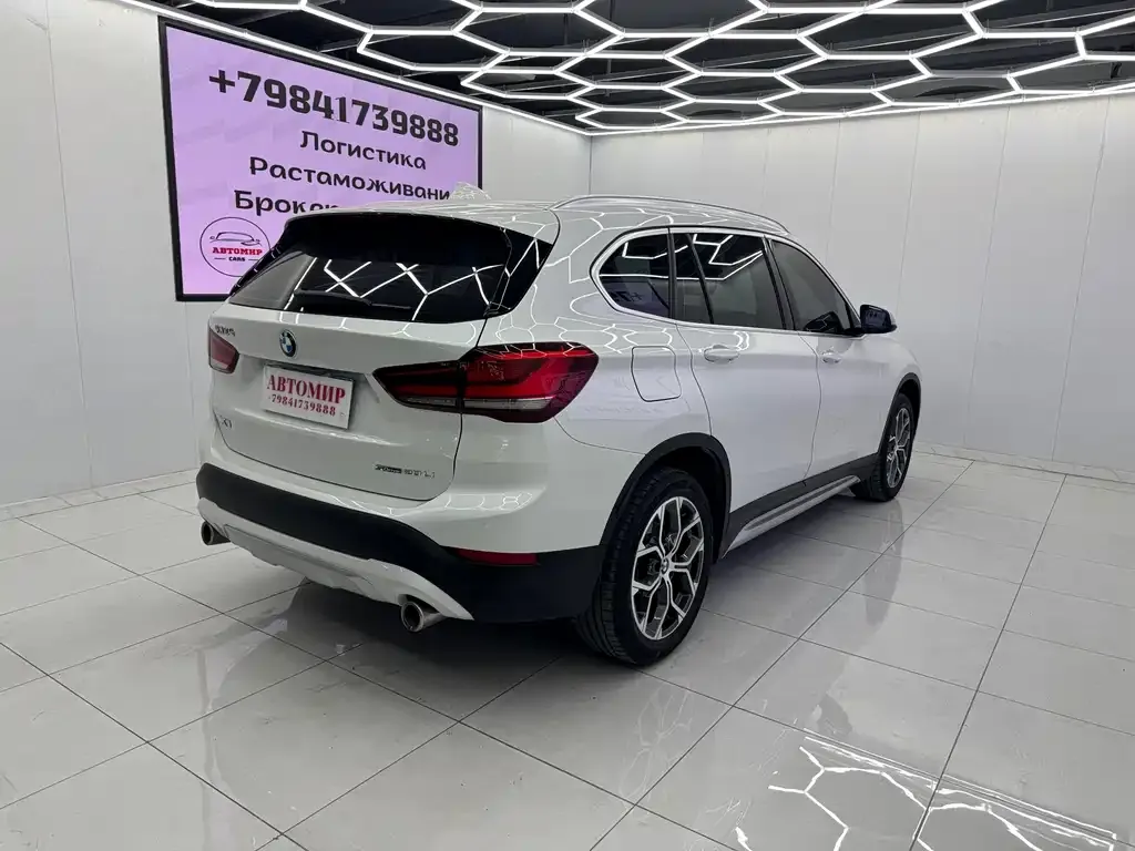 BMW X1 — фото 6