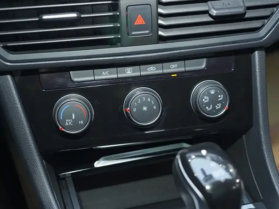 Volkswagen Sagitar 2021 из CN, фото 9