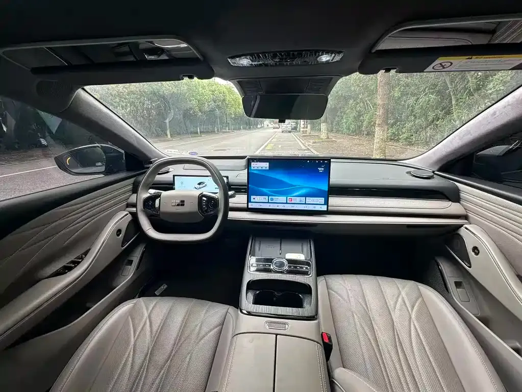 Geely Galaxy Xingyao 8 2025 из CN, фото 7