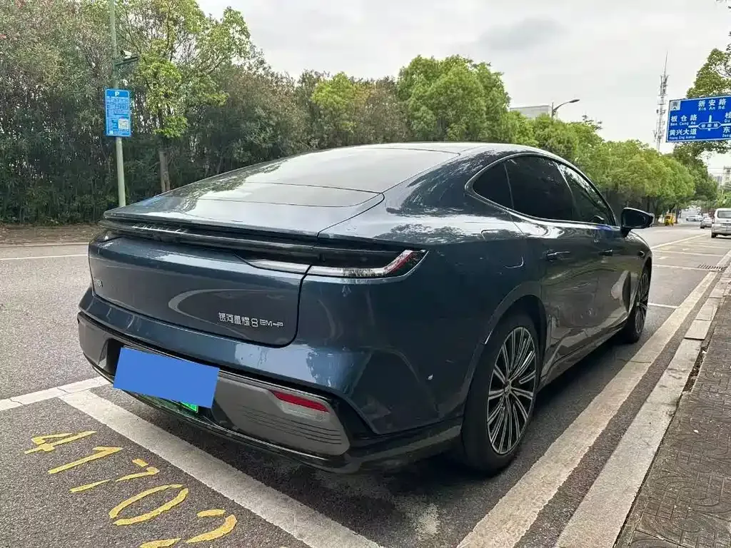 Geely Galaxy Xingyao 8 2025 из CN, фото 8