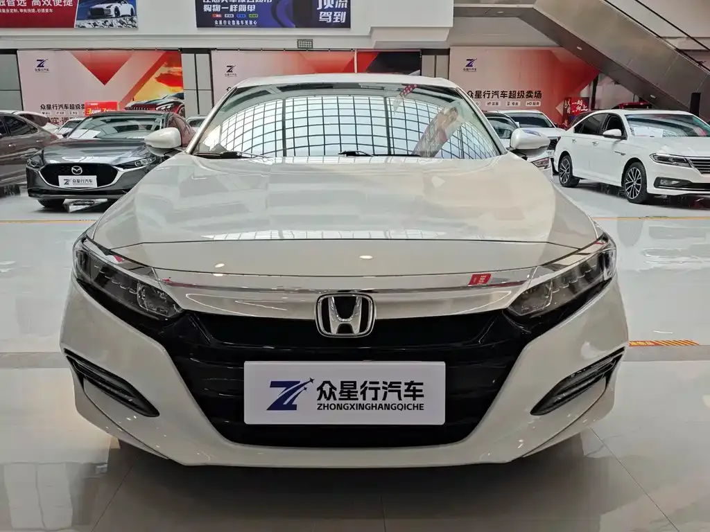 Honda Accord — фото 7