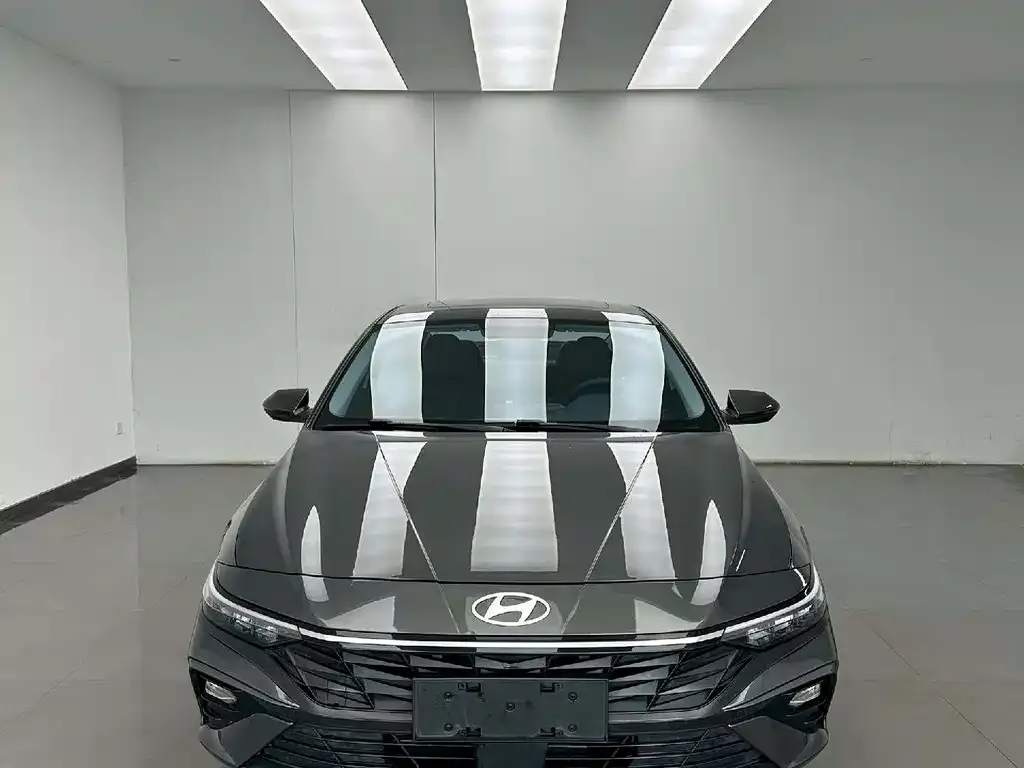Hyundai Elantra 2024 из CN, фото 2