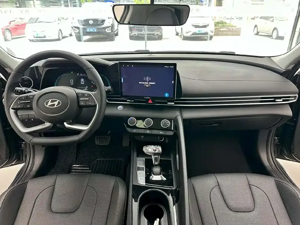 Hyundai Elantra 2024 из CN, фото 7