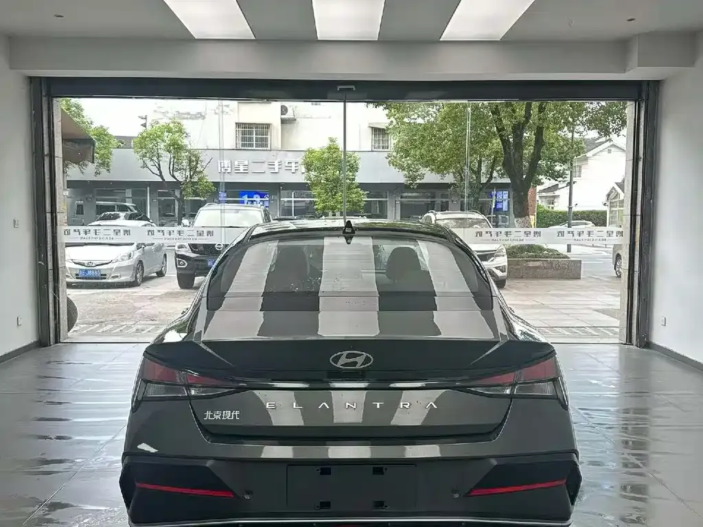 Hyundai Elantra 2024 из CN, фото 9