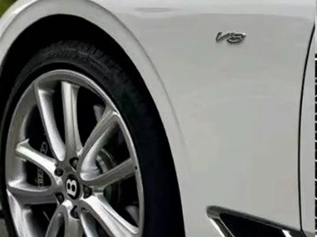Bentley Continental 2022 из CN, фото 5