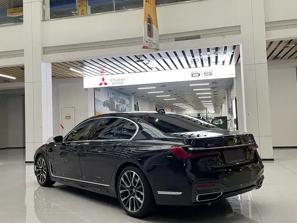 BMW 7 Series 2022 из CN, фото 6
