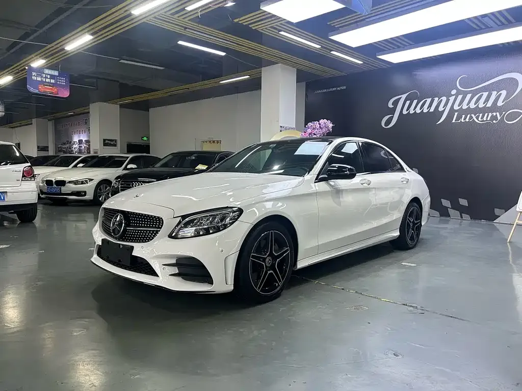 Mercedes-Benz C-Class — фото 1