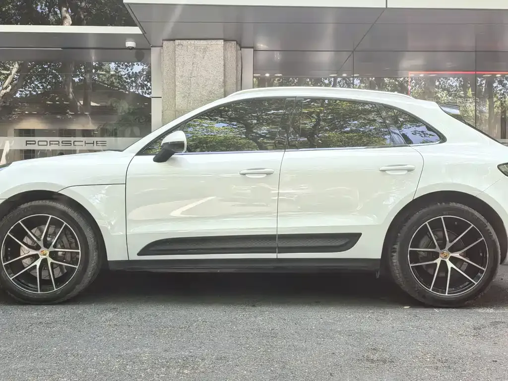 Porsche Macan — фото 4