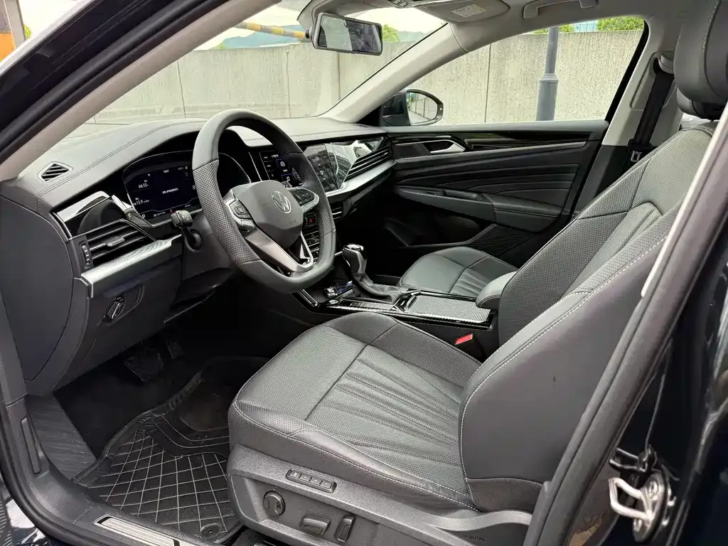 Volkswagen Passat — фото 8