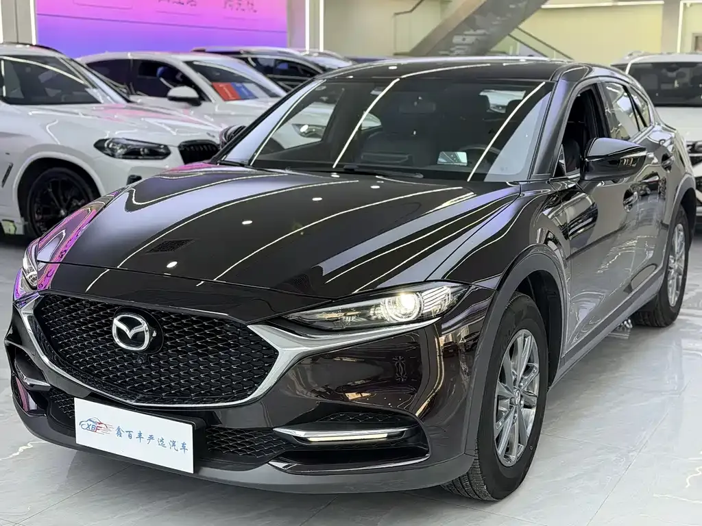Mazda CX-4 — фото 1