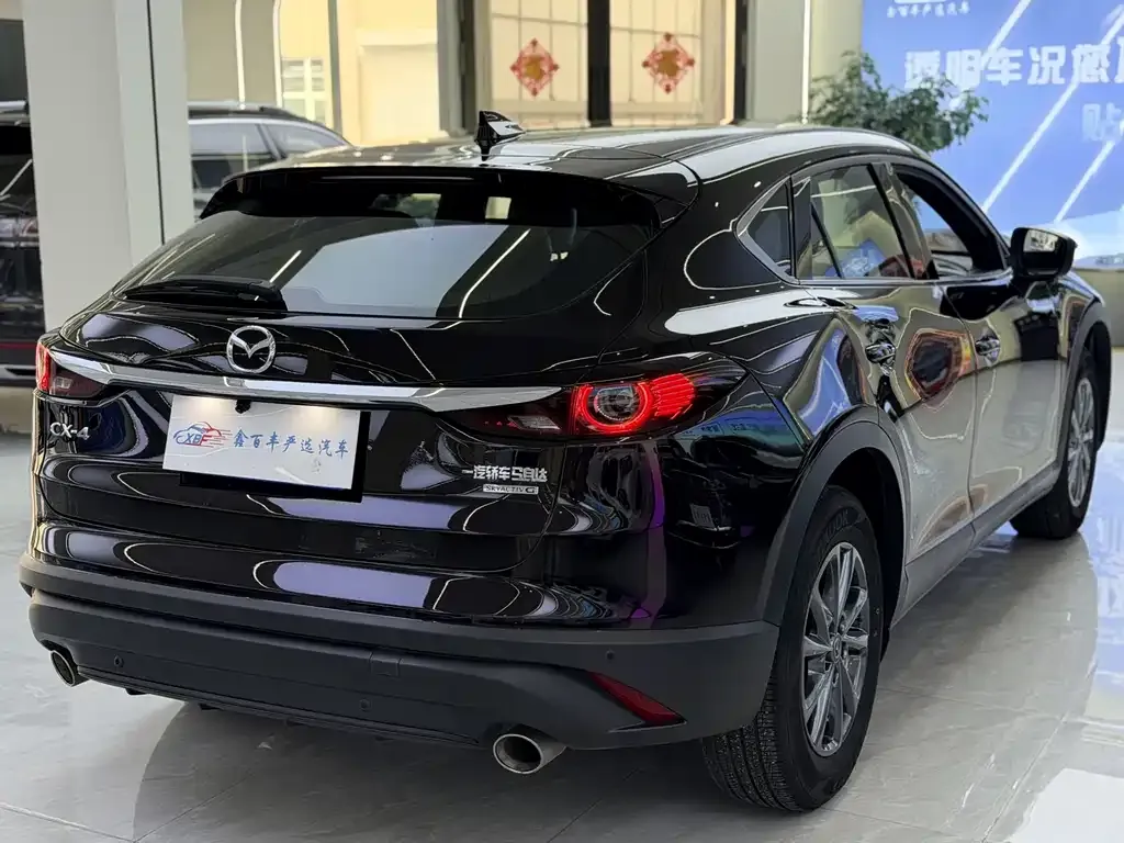 Mazda CX-4 — фото 3