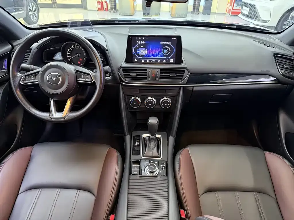 Mazda CX-4 — фото 4