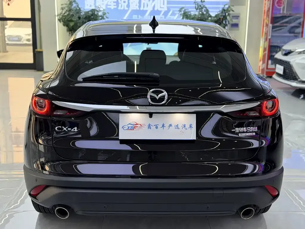 Mazda CX-4 — фото 10