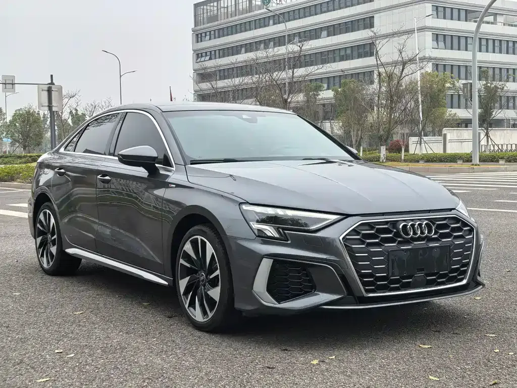 Audi A3 — фото 9