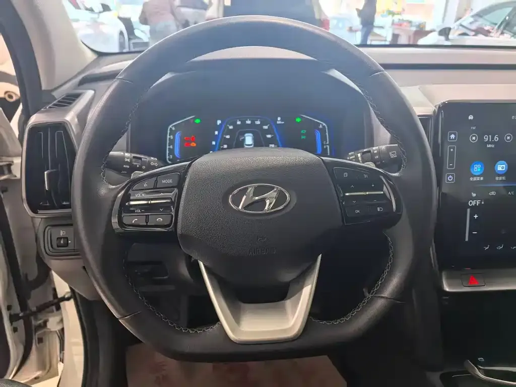 Hyundai ix35 — фото 10