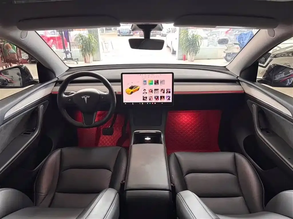 Tesla Model Y 2024 из CN, фото 5