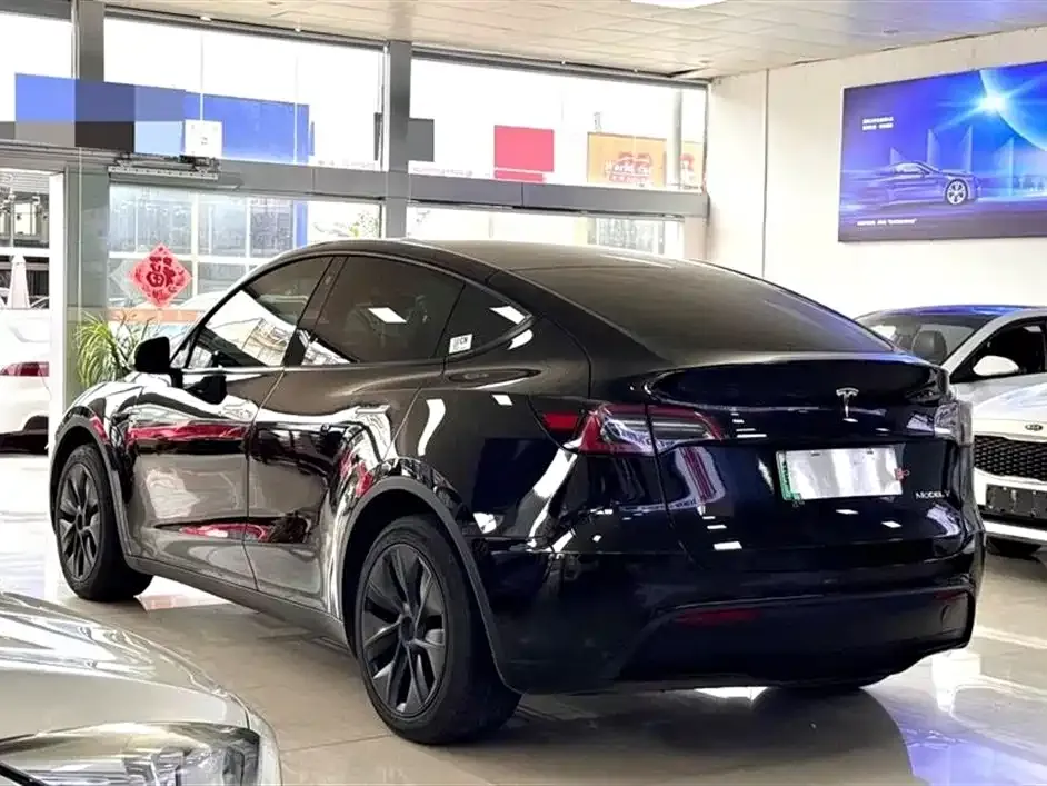 Tesla Model Y 2024 из CN, фото 7