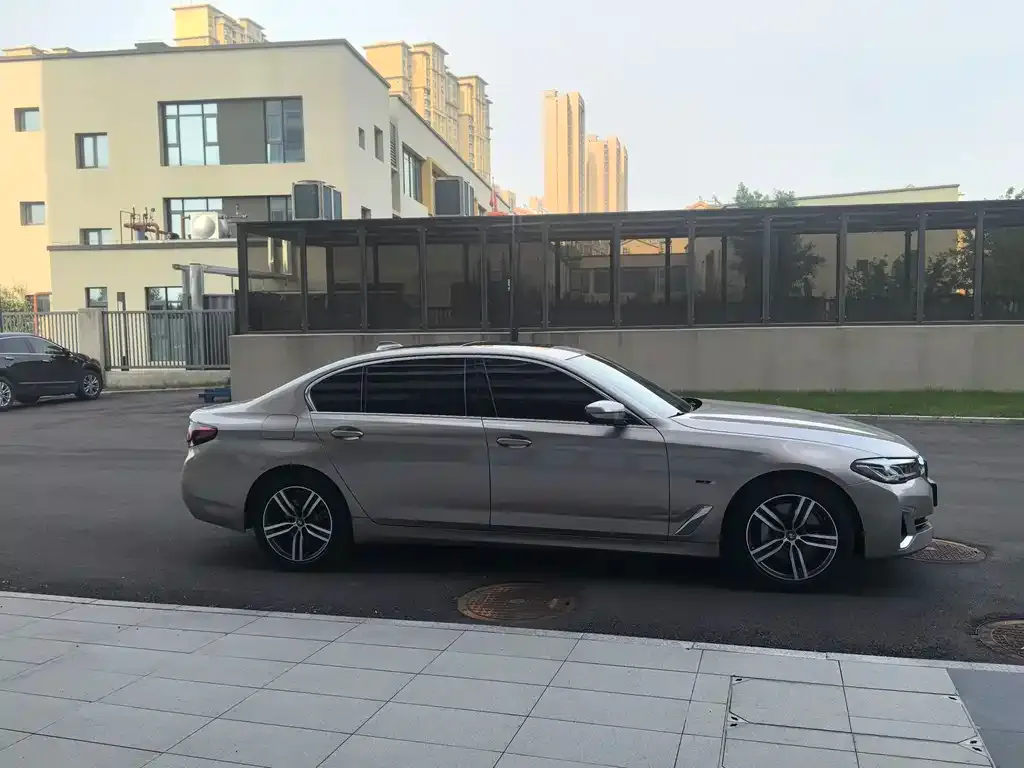 BMW 5 Series New Energy 2023 из CN, фото 4