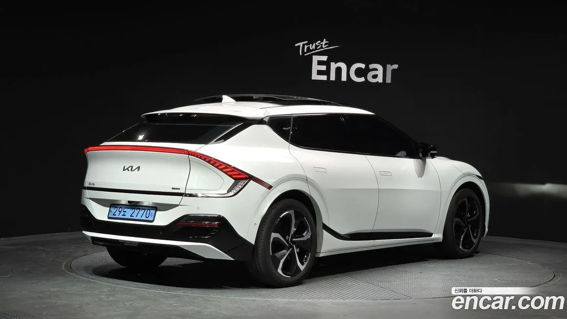 Kia EV6 — фото 4