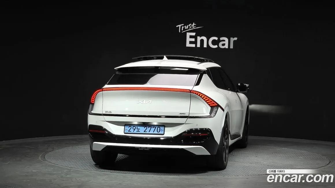 Kia EV6 — фото 2