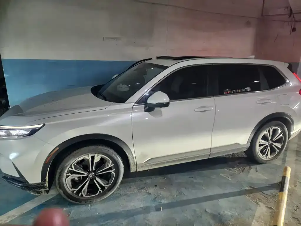 Honda CR-V 2023 из CN, фото 1