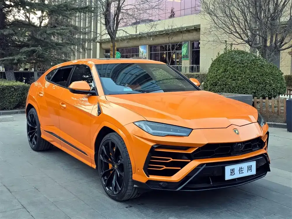 Lamborghini Urus — фото 8