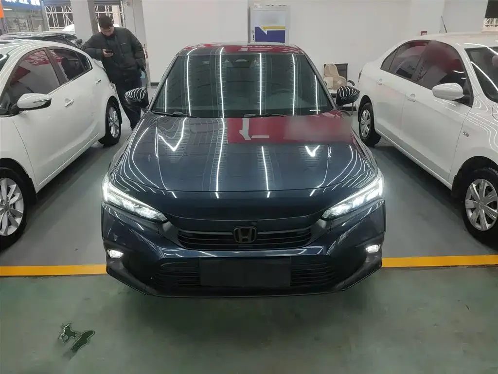 Honda Civic — фото 3