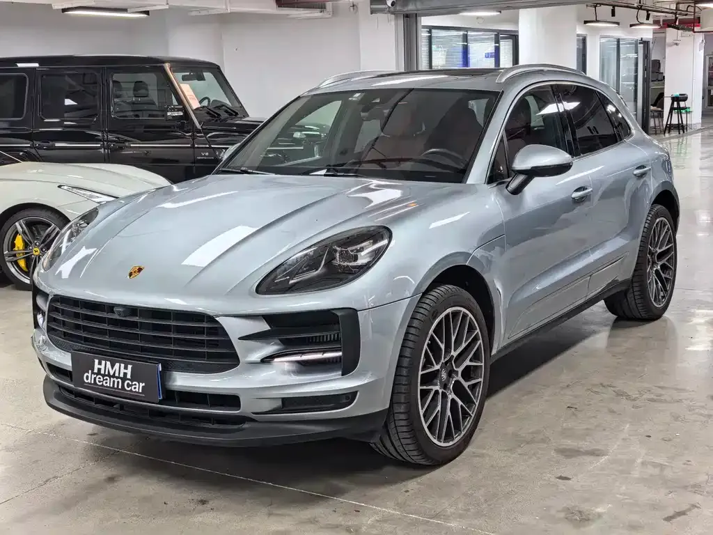 Porsche Macan — фото 1