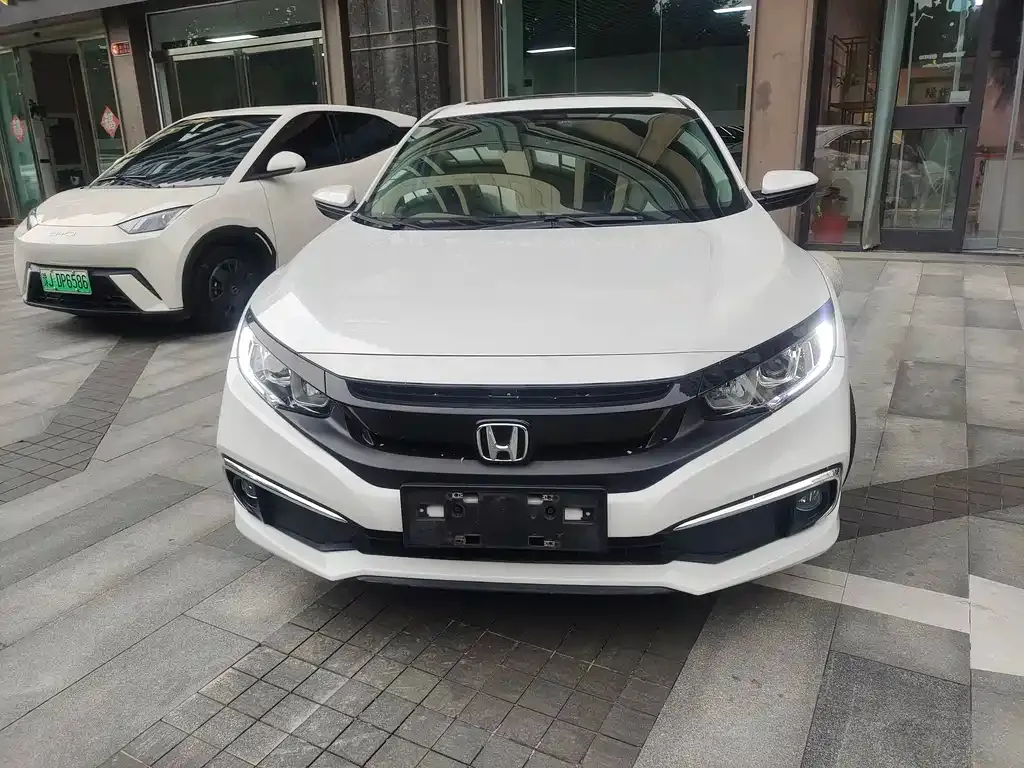 Honda Civic — фото 6