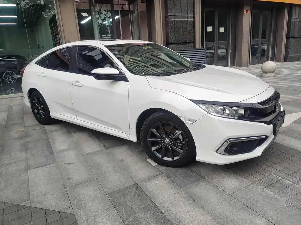Honda Civic — фото 5