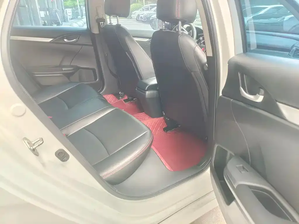 Honda Civic — фото 3