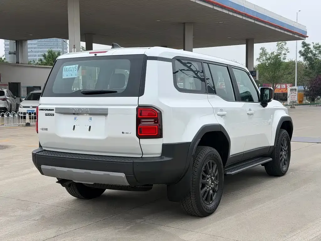 Toyota Prado 2026 из CN, фото 10