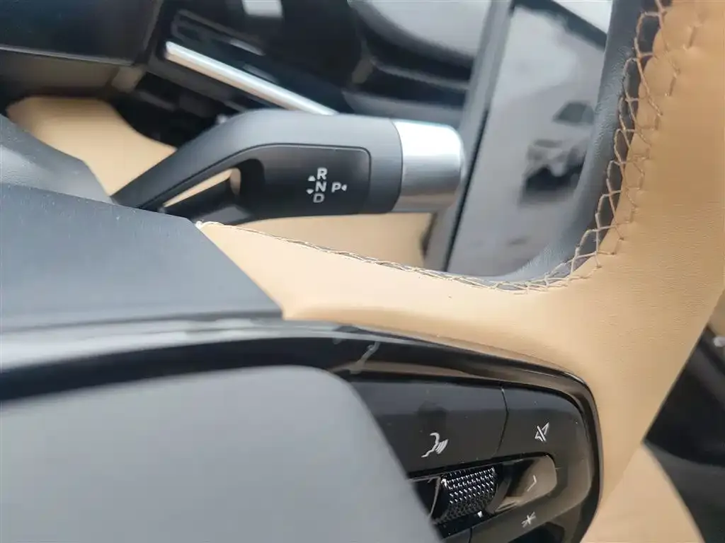 Geely Galaxy L6 — фото 2