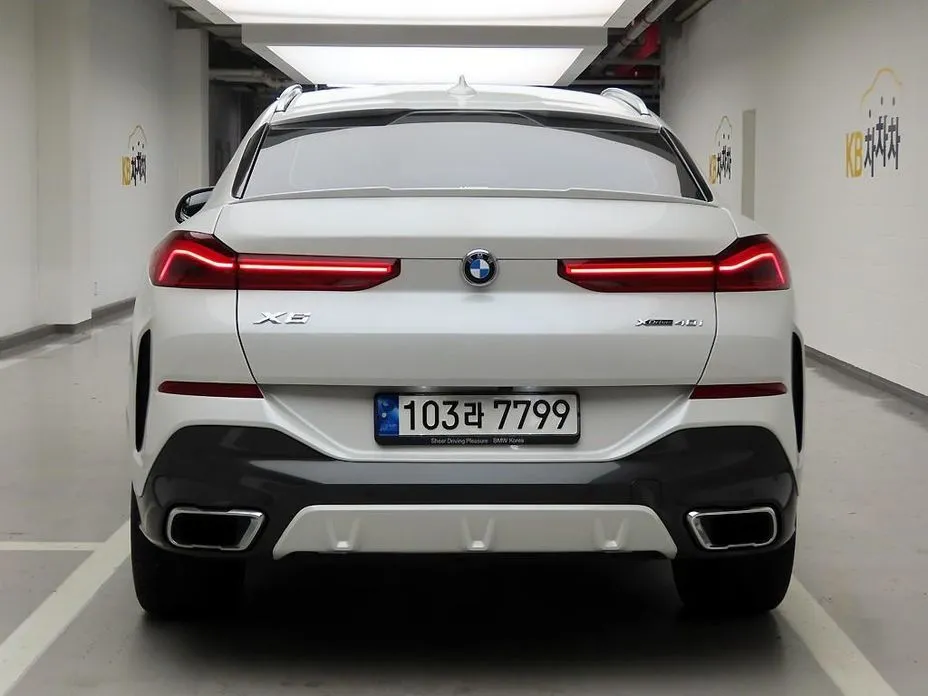 BMW X6 — фото 8