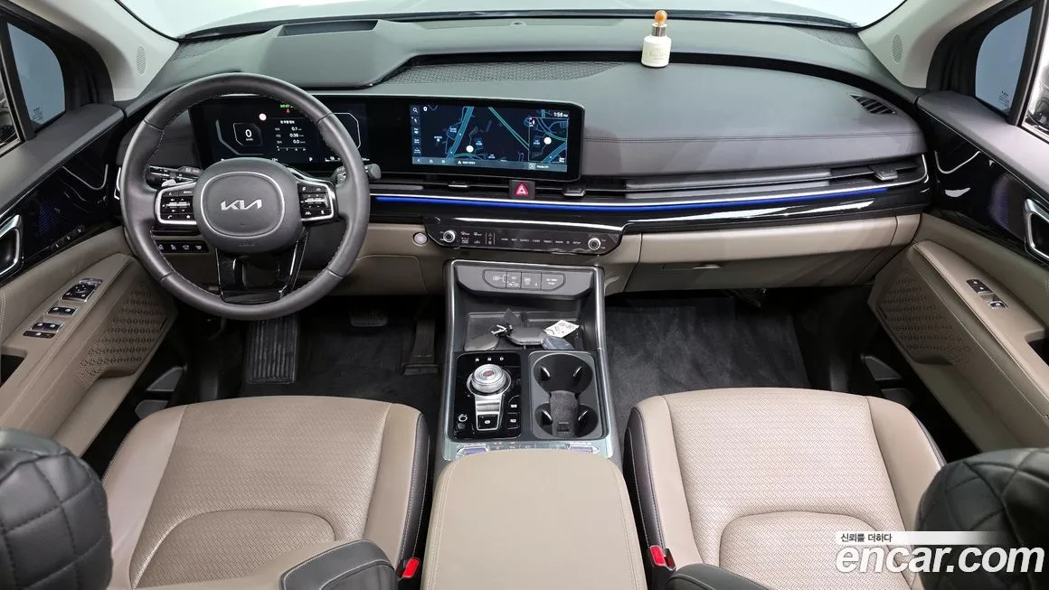 Kia Carnival — фото 10