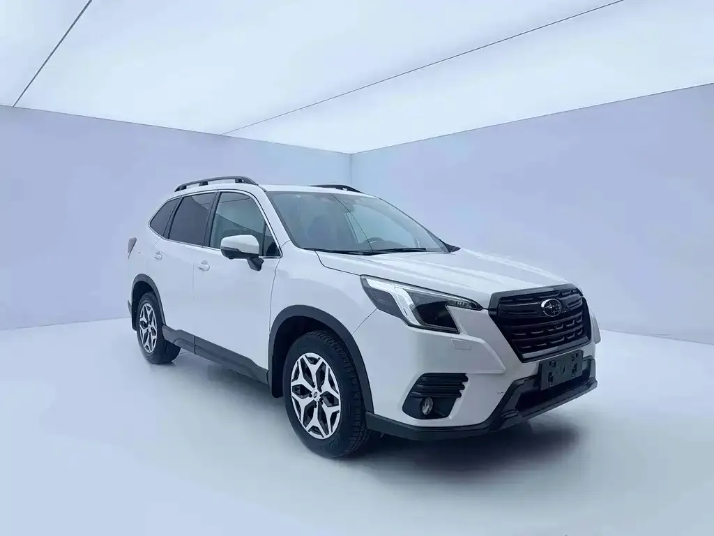 Subaru Forester — фото 2