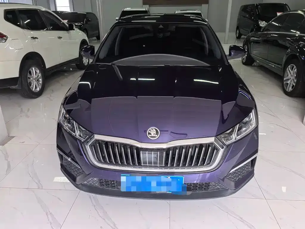 Skoda Octavia — фото 5