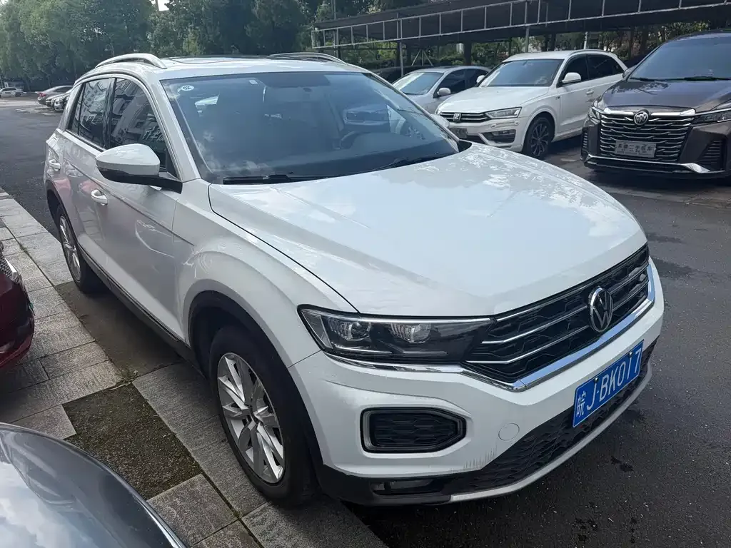 Volkswagen T-Roc 2023 из CN, фото 5