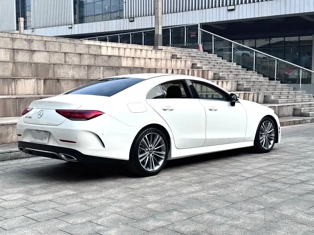 Mercedes-Benz CLS — фото 7