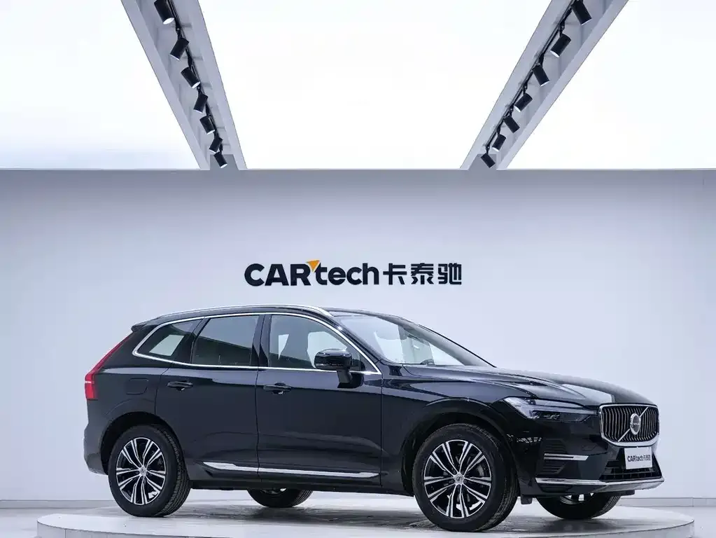 Volvo XC60 — фото 2