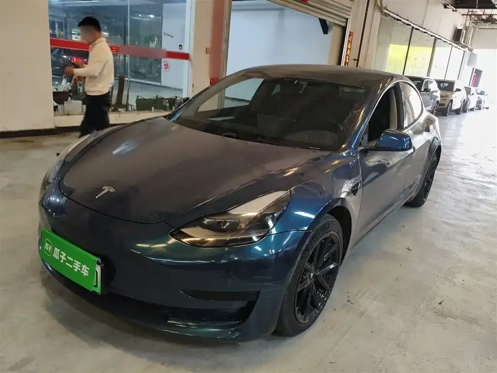 Tesla Model 3 — фото 6