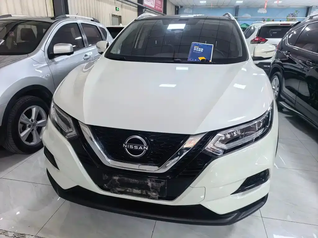 Nissan Qashqai — фото 5