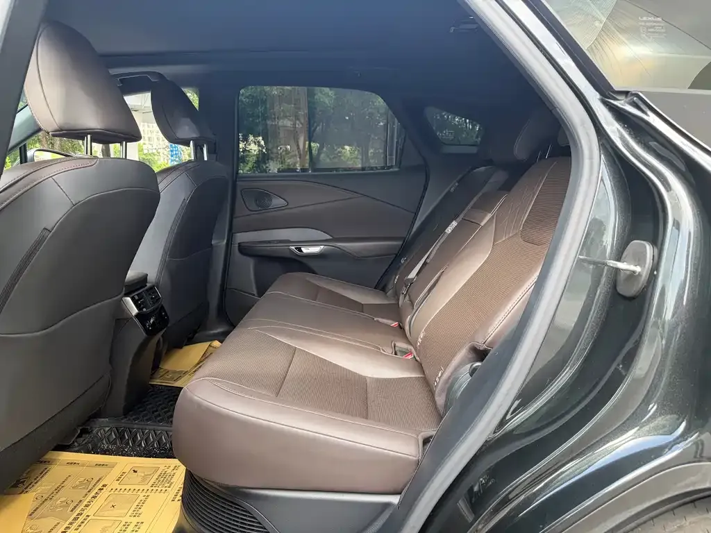 Lexus RX — фото 2