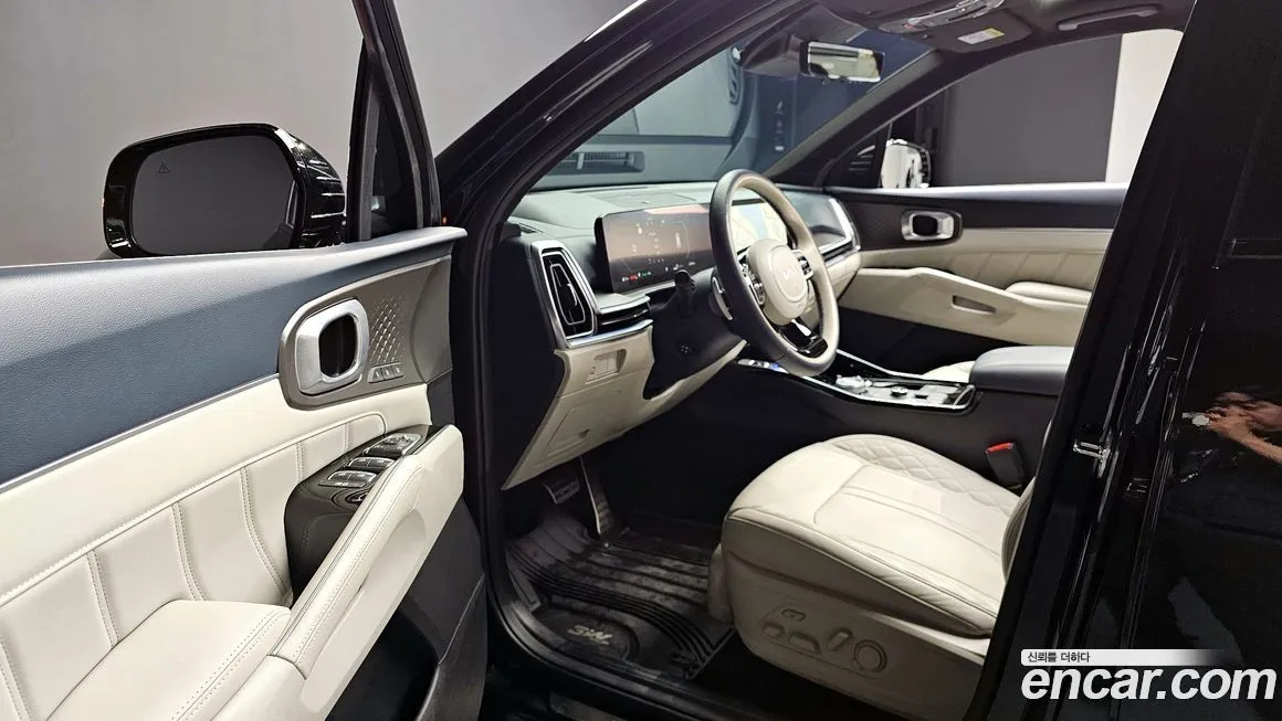 Kia Sorento — фото 9
