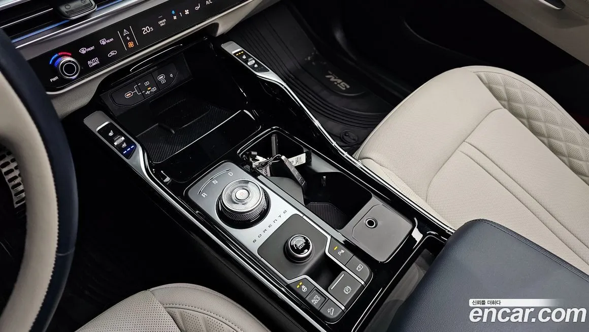 Kia Sorento — фото 8
