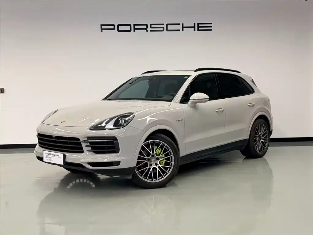 Porsche Cayenne Hybrid — фото 1